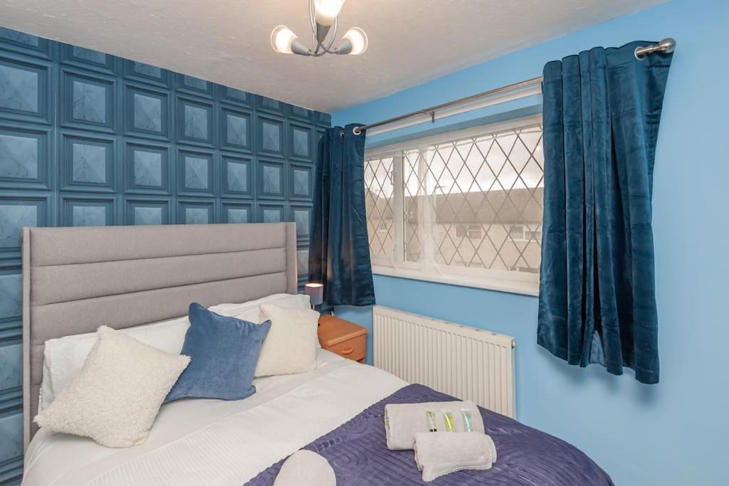 Leed City Centre - Armley Wortley Leeds  Bagian luar foto