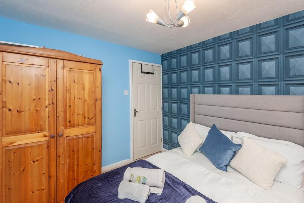 Leed City Centre - Armley Wortley Leeds  Bagian luar foto