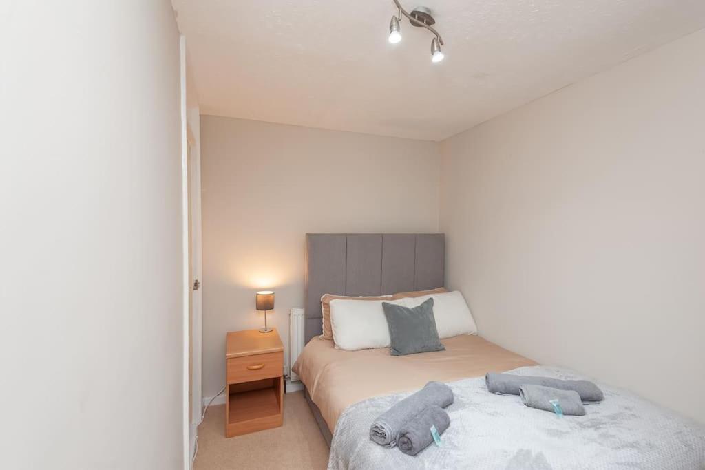 Leed City Centre - Armley Wortley Leeds  Bagian luar foto